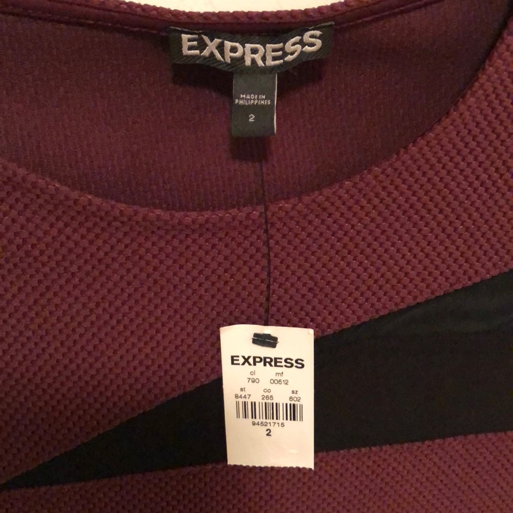 Maroon Express dress - Picture 3 of 4